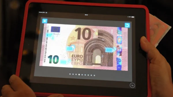 euros2 Euro Banknotes